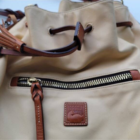Dooney & Bourke Florentine Large Logan Cream Drawstring Shoulder Bag - Picture 7 of 15